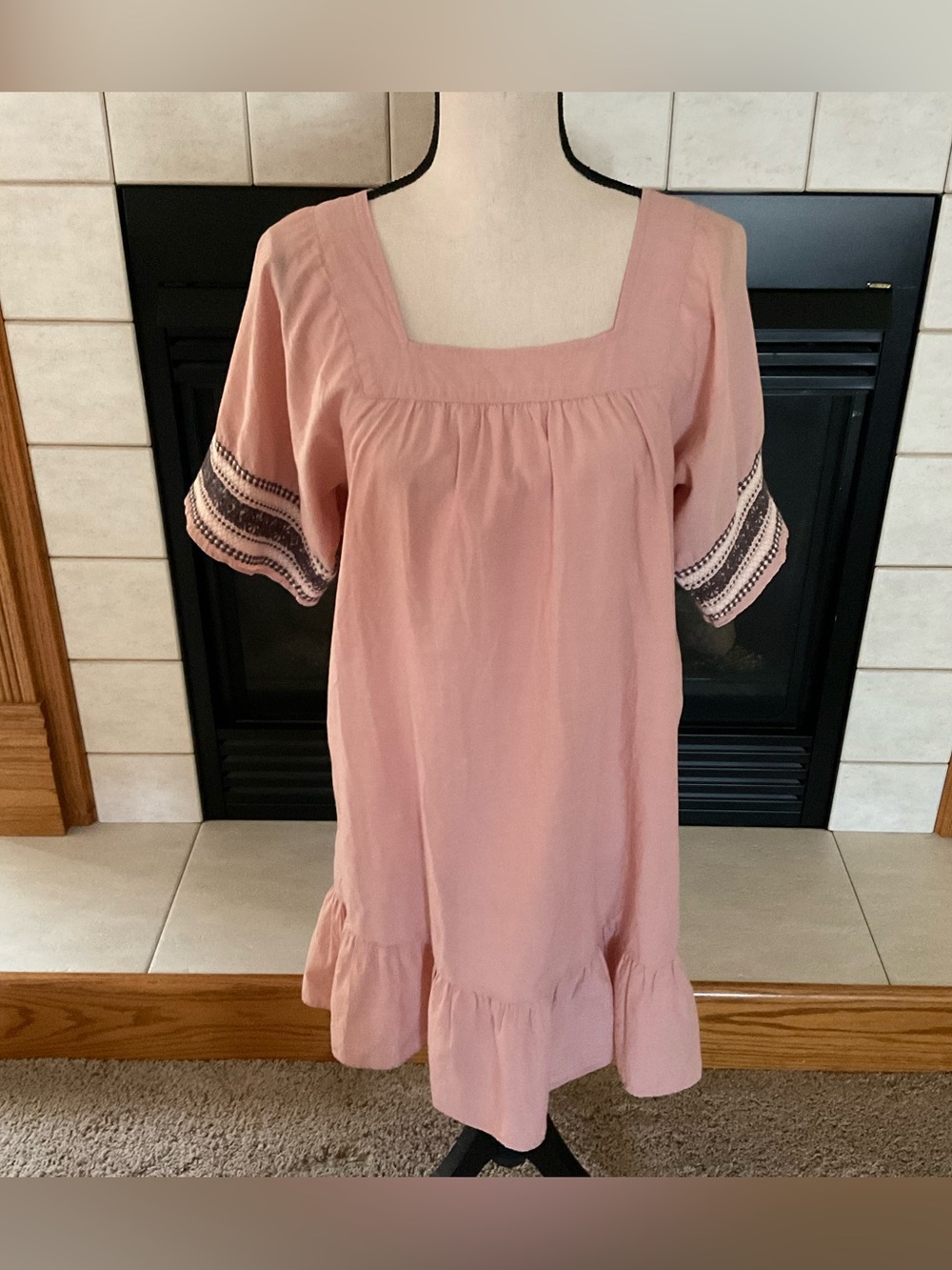 J. Crew Blush Pink Square Neck Embroidered Sleeve Ruffle Hem Shift Dress, Sz XS